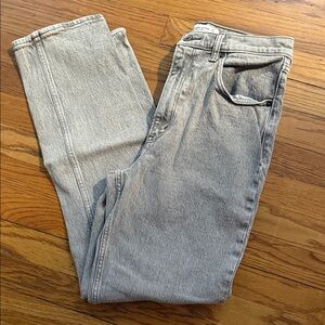 Ultra High Rise 90’s Straight jeans— A&F